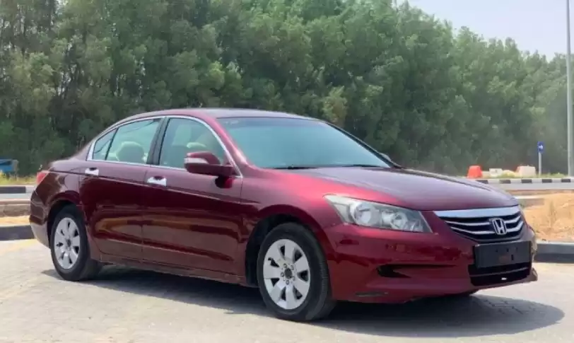 مستعملة Honda Accord للبيع في دبي #32044 - 1  صورة 