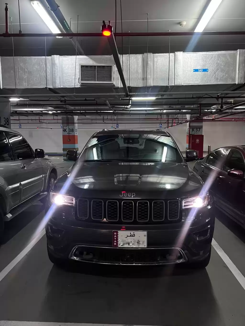 Usado Jeep Grand Cherokee Venta en Ad Dawhah al Jadidah , Doha #32123 - 1  image 