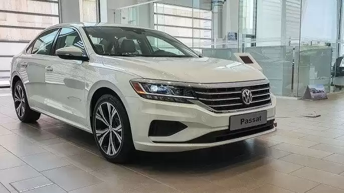Used Volkswagen Passat For Sale in Doha Port , Doha #32125 - 1  image 