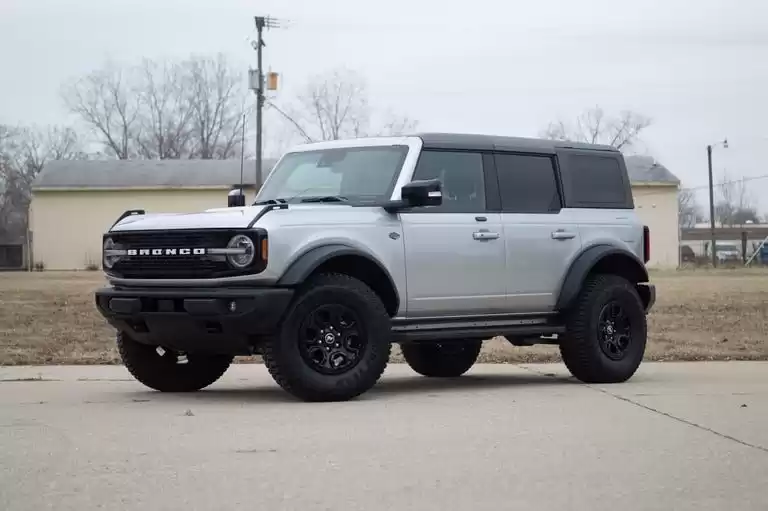 مستعملة Ford Bronco للبيع في ميناء الدوحة , الدوحة #32155 - 1  صورة 