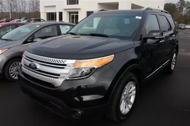 مستعملة Ford Explorer SUV للبيع في ميناء الدوحة , الدوحة #32173 - 1  صورة 