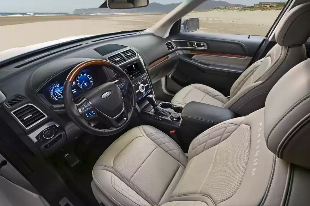 Used Ford Explorer SUV For Sale in Doha Port , Doha #32178 - 1  image 