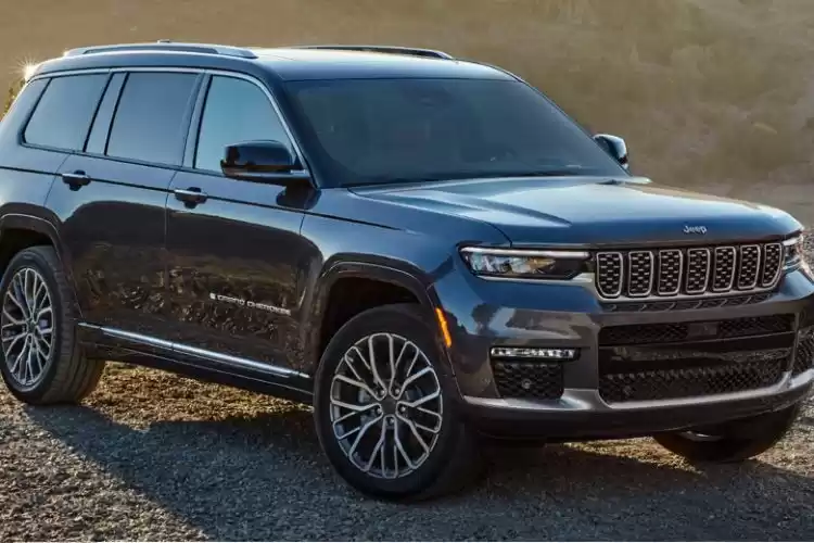 Использовал Jeep Cherokee Аренда в Нуайджа , Доха #32249 - 1  image 