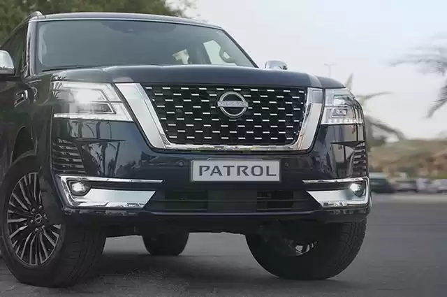 Usado Nissan Patrol SUV Venta en Puerto de Doha , Doha #32337 - 1  image 