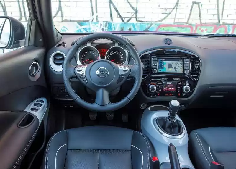 Использовал Nissan 180B Bluebird Продается в Ферей Аль Заим , Аль Райян #32879 - 1  image 