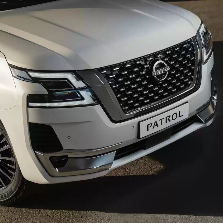 Использовал Nissan Patrol SUV Продается в Лектаифия (лагуна Вест-Бэй) , Доха #32964 - 1  image 