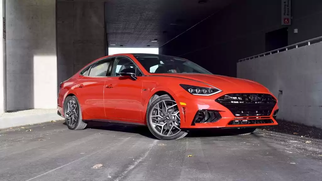Использовал Hyundai Sonata Продается в Международный аэропорт Дохи , Доха #33105 - 1  image 