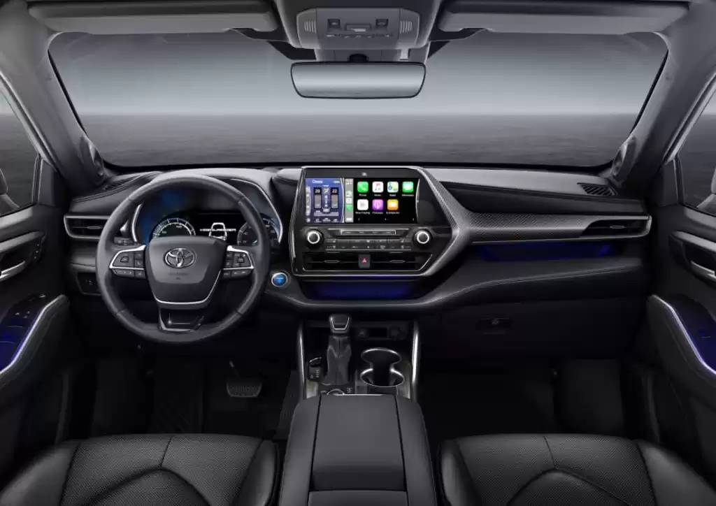 مستعملة Toyota Highlander Hybrid SUV للبيع في المطار القديم , الدوحة #33251 - 1  صورة 