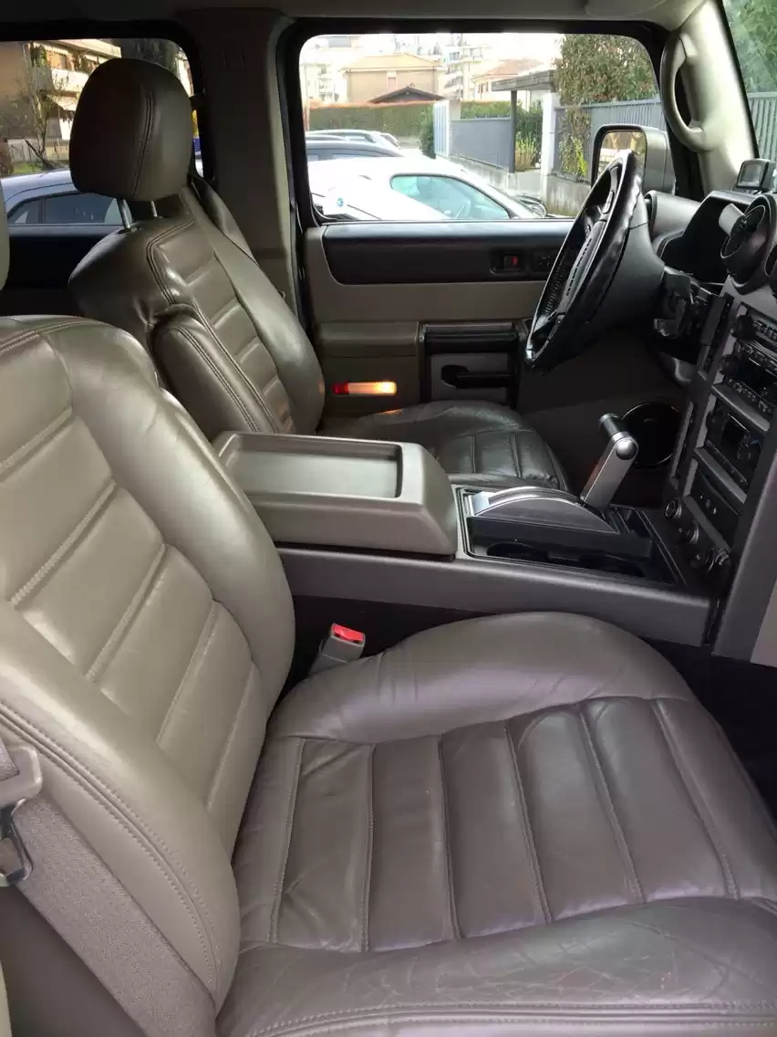 Использовал Hummer H2 Аренда в Мадинат аш Шамал , Аль-Шамаль #33306 - 1  image 