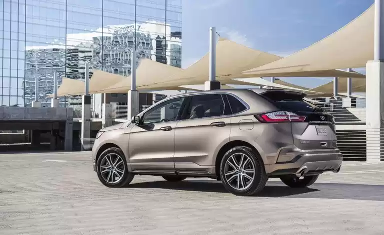 استفاده شده Ford Edge SUV برای اجاره که در ام لخبا , دوحه #33576 - 1  image 