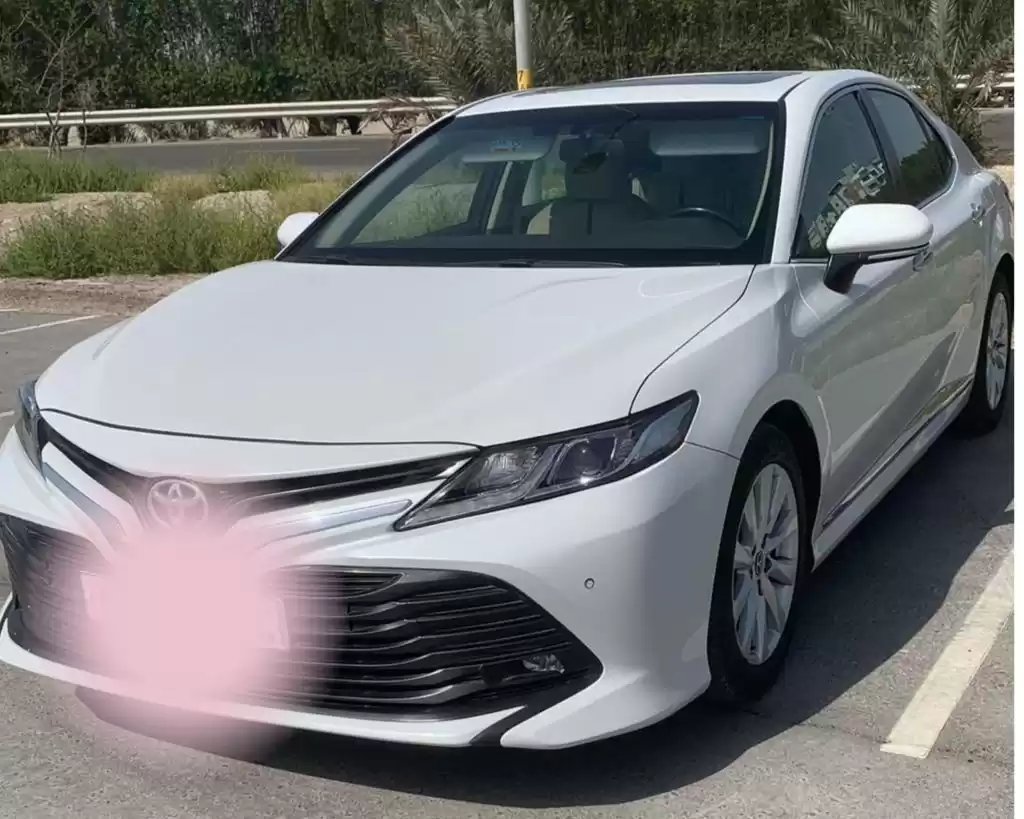 مستعملة Toyota Camry للبيع في بحيرة دوحة عراد , محافظة المحرق #33628 - 1  صورة 