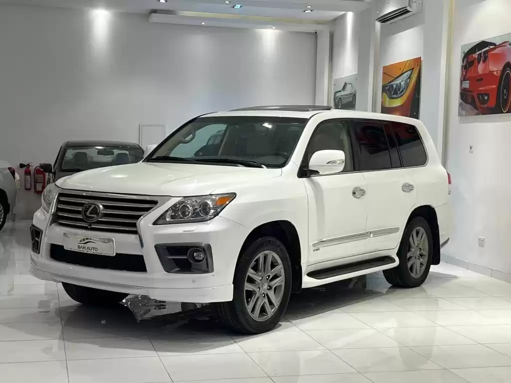 Kullanılmış Lexus Unspecified Satılık içinde Ar Rifa , Güney Valiliği #34237 - 1  image 