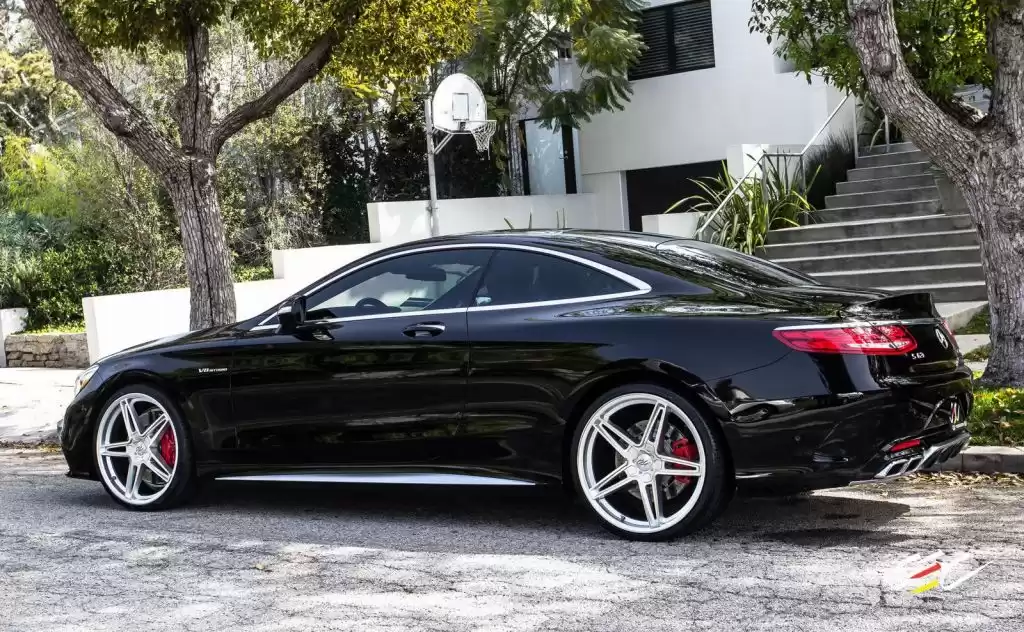 مستعملة Mercedes-Benz Unspecified للبيع في الدوحة #5996 - 1  صورة 