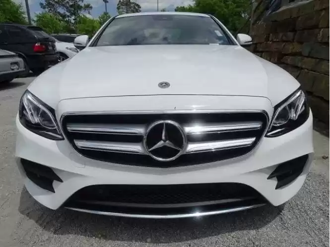 مستعملة Mercedes-Benz Unspecified للبيع في الدوحة #6067 - 1  صورة 