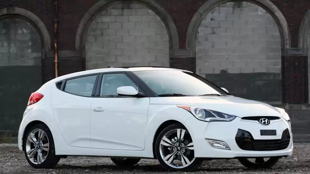 جديدة Hyundai Veloster للبيع في الدوحة #6102 - 1  صورة 