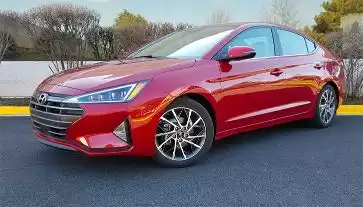جديدة Hyundai Elantra للبيع في الدوحة #6104 - 1  صورة 