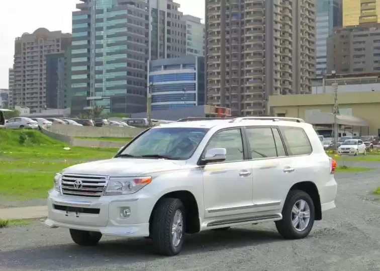 مستعملة Toyota Unspecified للبيع في الدوحة #6217 - 1  صورة 