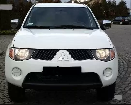 استفاده شده Mitsubishi L200 برای فروش که در دوحه #6281 - 1  image 