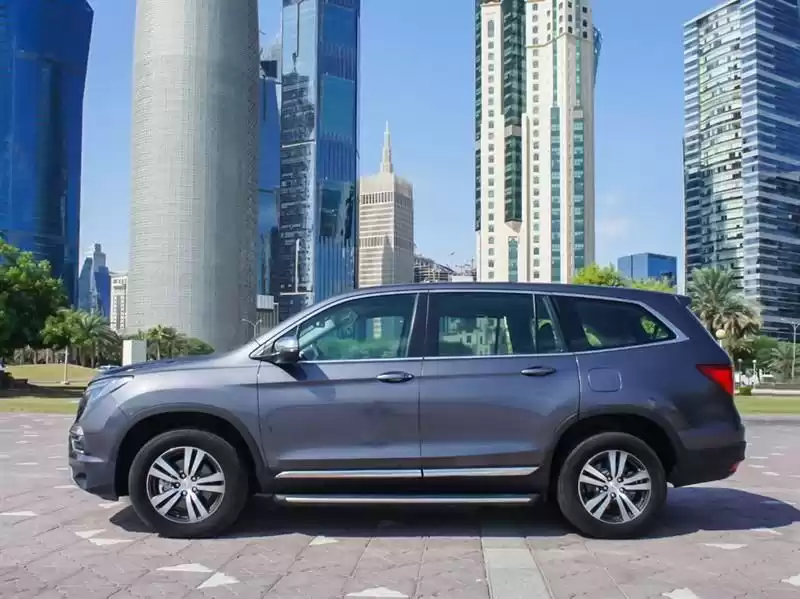 استفاده شده Honda Unspecified برای اجاره که در دوحه #6358 - 1  image 