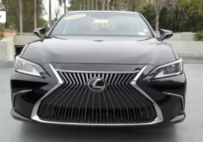 Used Lexus ES For Sale in Doha #6361 - 1  image 