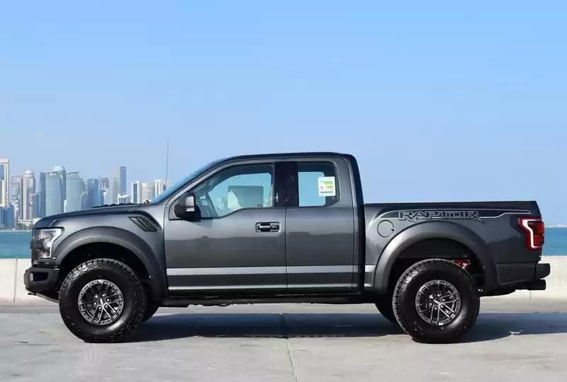 用过的 Ford Unspecified 出售 在 多哈 #6480 - 1  image 