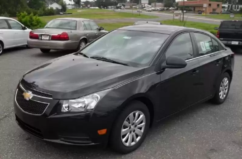 مستعملة Chevrolet Cruze للبيع في الدوحة #6518 - 1  صورة 