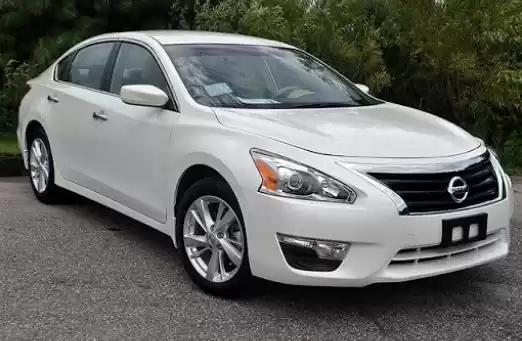 مستعملة Nissan Altima للبيع في الدوحة #6531 - 1  صورة 