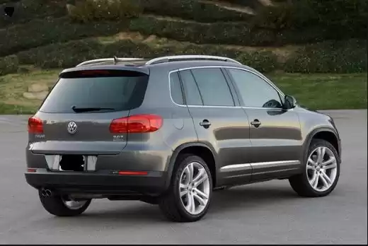 مستعملة Volkswagen Unspecified للبيع في الدوحة #6534 - 1  صورة 