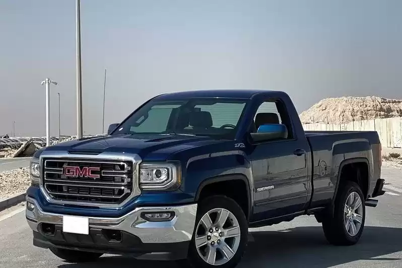 مستعملة GMC Sierra للبيع في الدوحة #6602 - 1  صورة 
