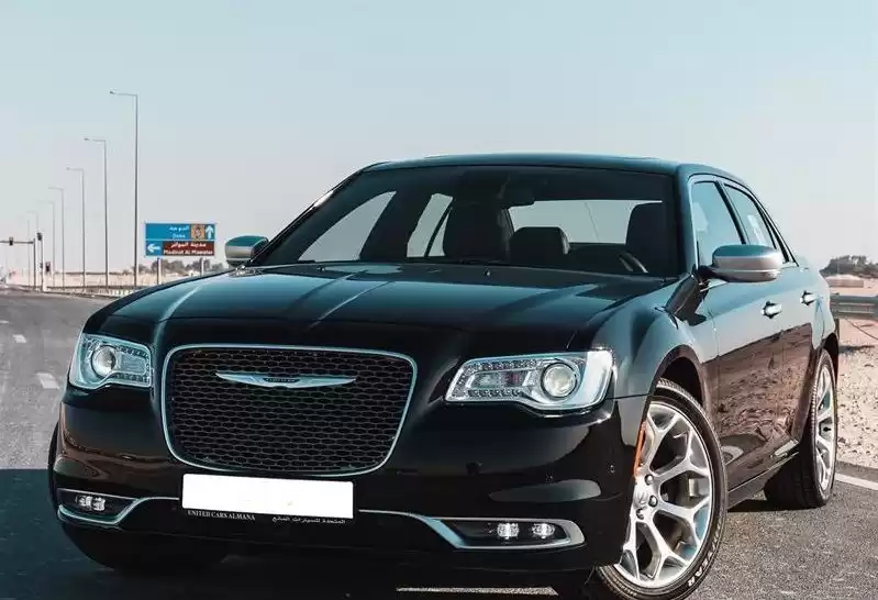 مستعملة Chrysler 300C للبيع في الدوحة #6658 - 1  صورة 
