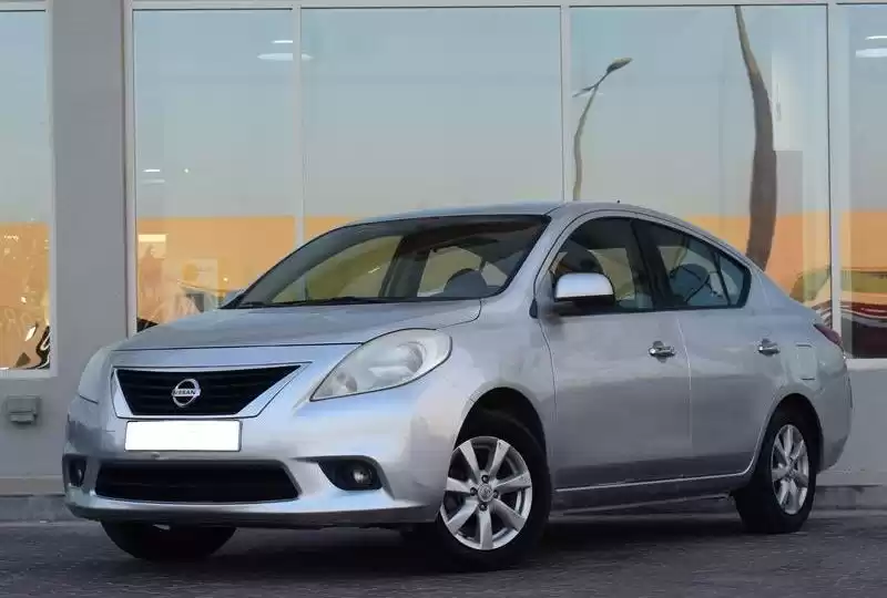 مستعملة Nissan Sunny للبيع في الدوحة #6748 - 1  صورة 