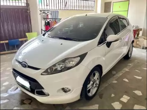 استفاده شده Ford Fiesta برای فروش که در دوحه #6767 - 1  image 