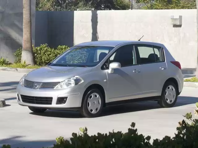 مستعملة Nissan Tiida للبيع في الدوحة #7129 - 1  صورة 
