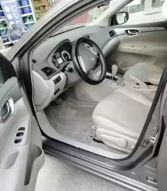 مستعملة Nissan Sentra للبيع في الدوحة #7208 - 1  صورة 