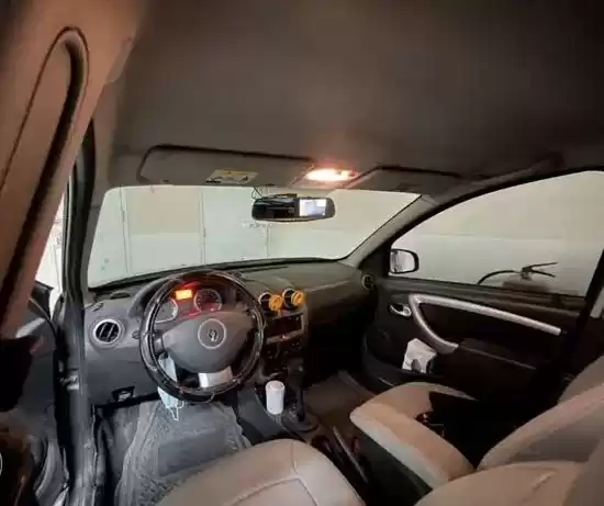 Used Renault Unspecified For Sale in Al Sadd , Doha #7259 - 1  image 
