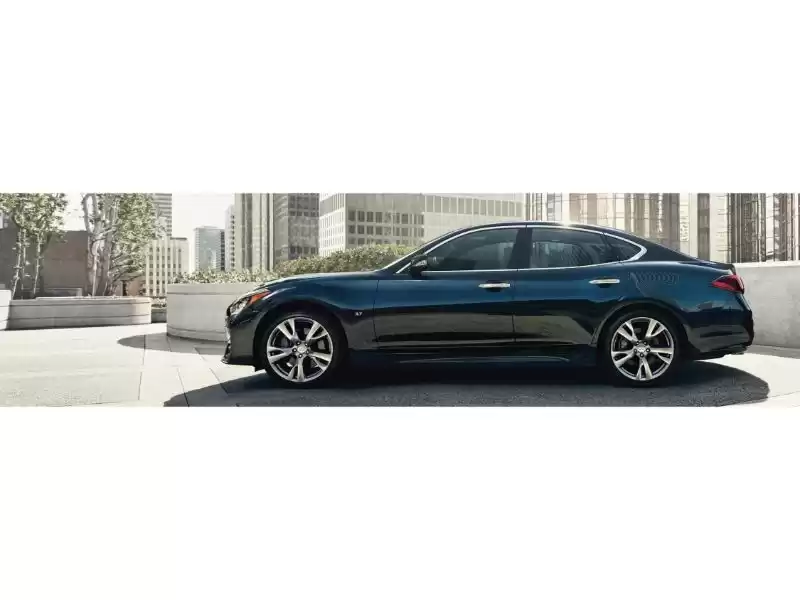 کاملا نو Infiniti Q70 برای فروش که در دوحه #7377 - 1  image 