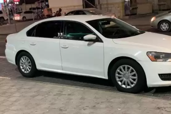 Used Volkswagen Passat For Sale in Al Sadd , Doha #7954 - 1  image 