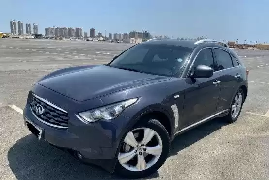 استفاده شده Infiniti FX برای فروش که در السد , دوحه #7983 - 1  image 
