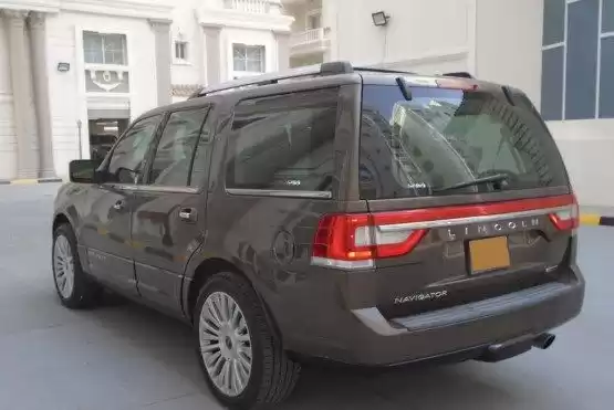 مستعملة Lincoln Navigator للبيع في الدوحة #8034 - 1  صورة 