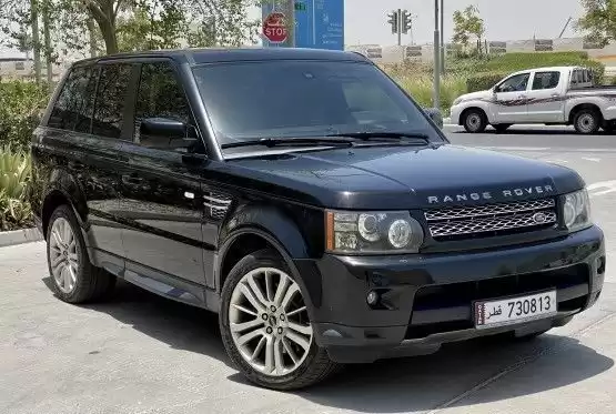 Used Land Rover Range Rover For Sale in Al Sadd , Doha #8069 - 1  image 