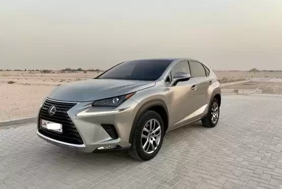 Использовал Lexus NX 300h Продается в Доха #8087 - 1  image 