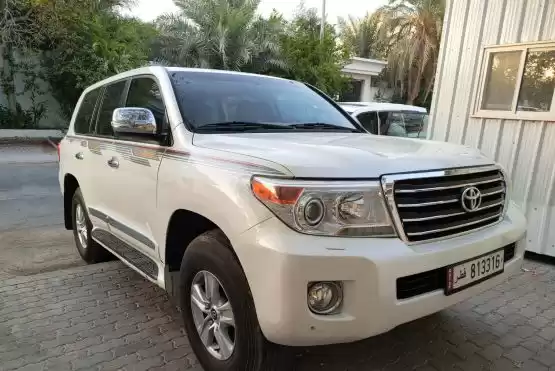استفاده شده Toyota Land Cruiser برای فروش که در دوحه #8090 - 1  image 