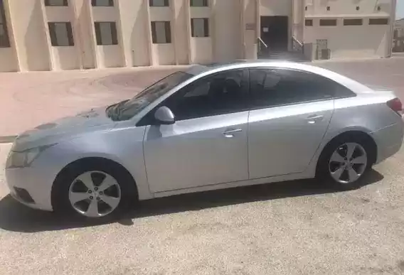استفاده شده Chevrolet Cruze برای فروش که در السد , دوحه #8163 - 1  image 