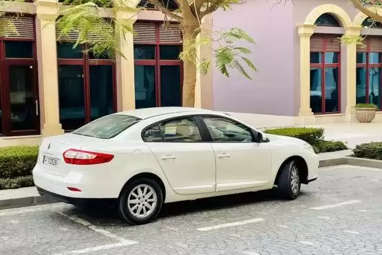 Used Renault Fluence For Sale in Al Sadd , Doha #8172 - 1  image 