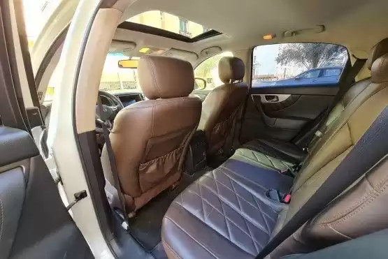 استفاده شده Infiniti Q70 برای فروش که در السد , دوحه #8181 - 1  image 