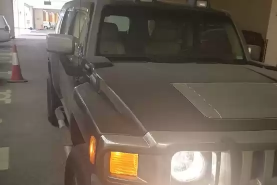 Used Hummer H3 For Sale in Al Sadd , Doha #8187 - 1  image 