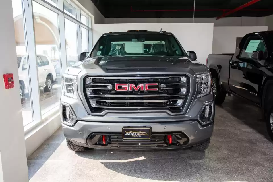 کاملا نو GMC Sierra برای فروش که در دوحه #8237 - 1  image 