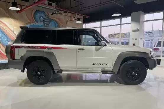 مستعملة Nissan Patrol للبيع في الدوحة #8334 - 1  صورة 