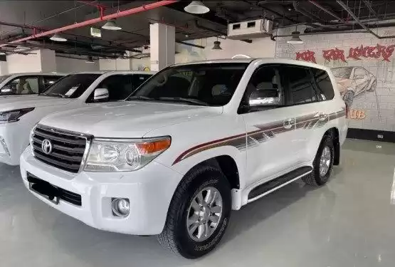استفاده شده Toyota Land Cruiser برای فروش که در دوحه #8336 - 1  image 