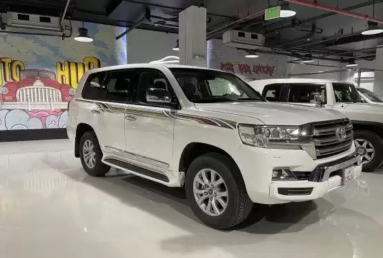 استفاده شده Toyota Land Cruiser برای فروش که در دوحه #8340 - 1  image 